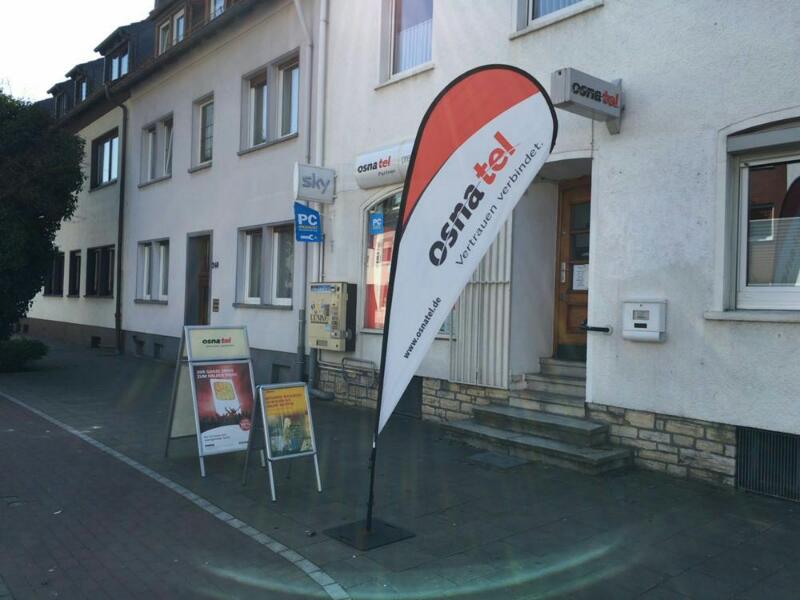 osnatel Shop Osnabrück – Außenansicht mit Beachflag